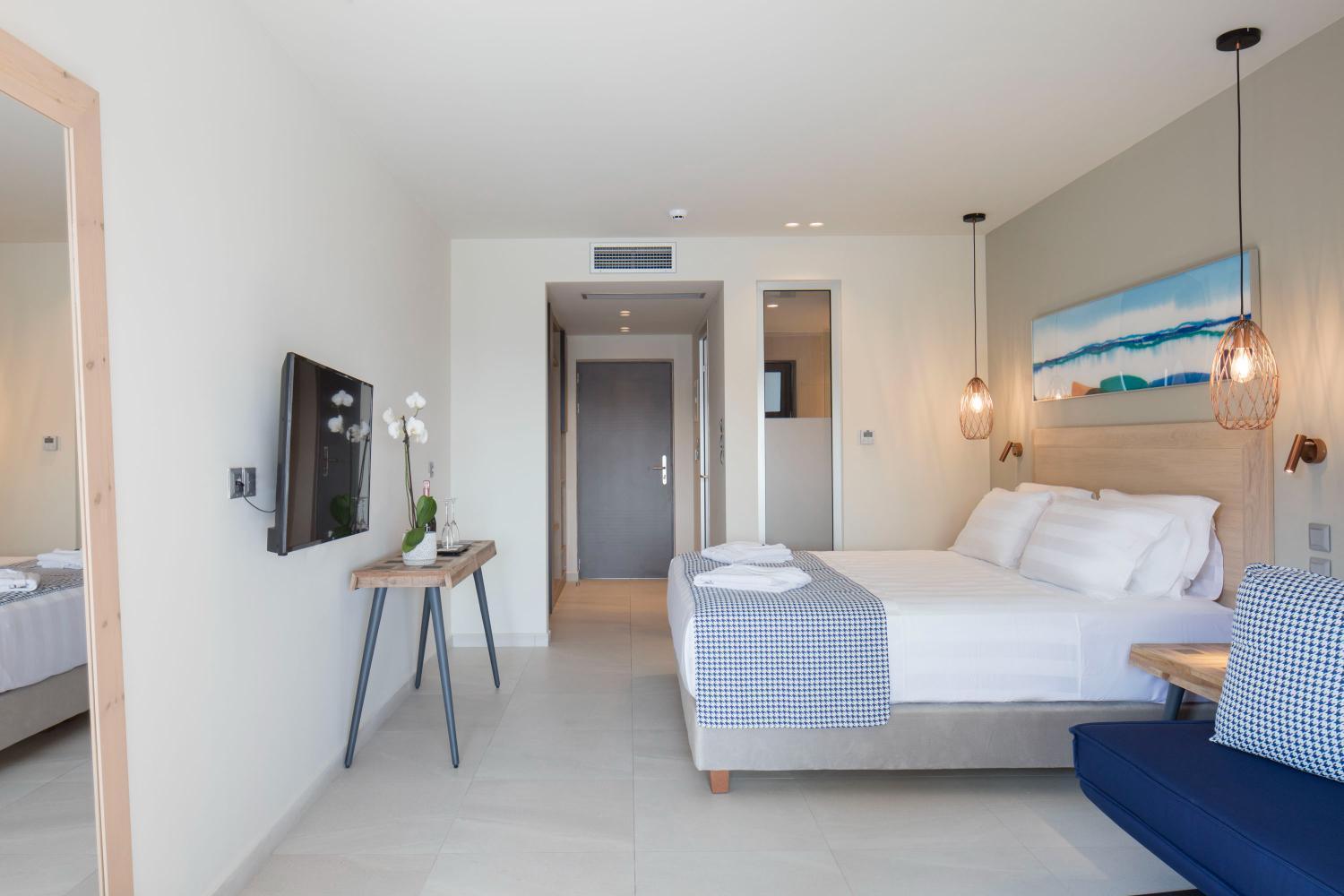 Amira Aparthotel Skiathos stad Exteriör bild