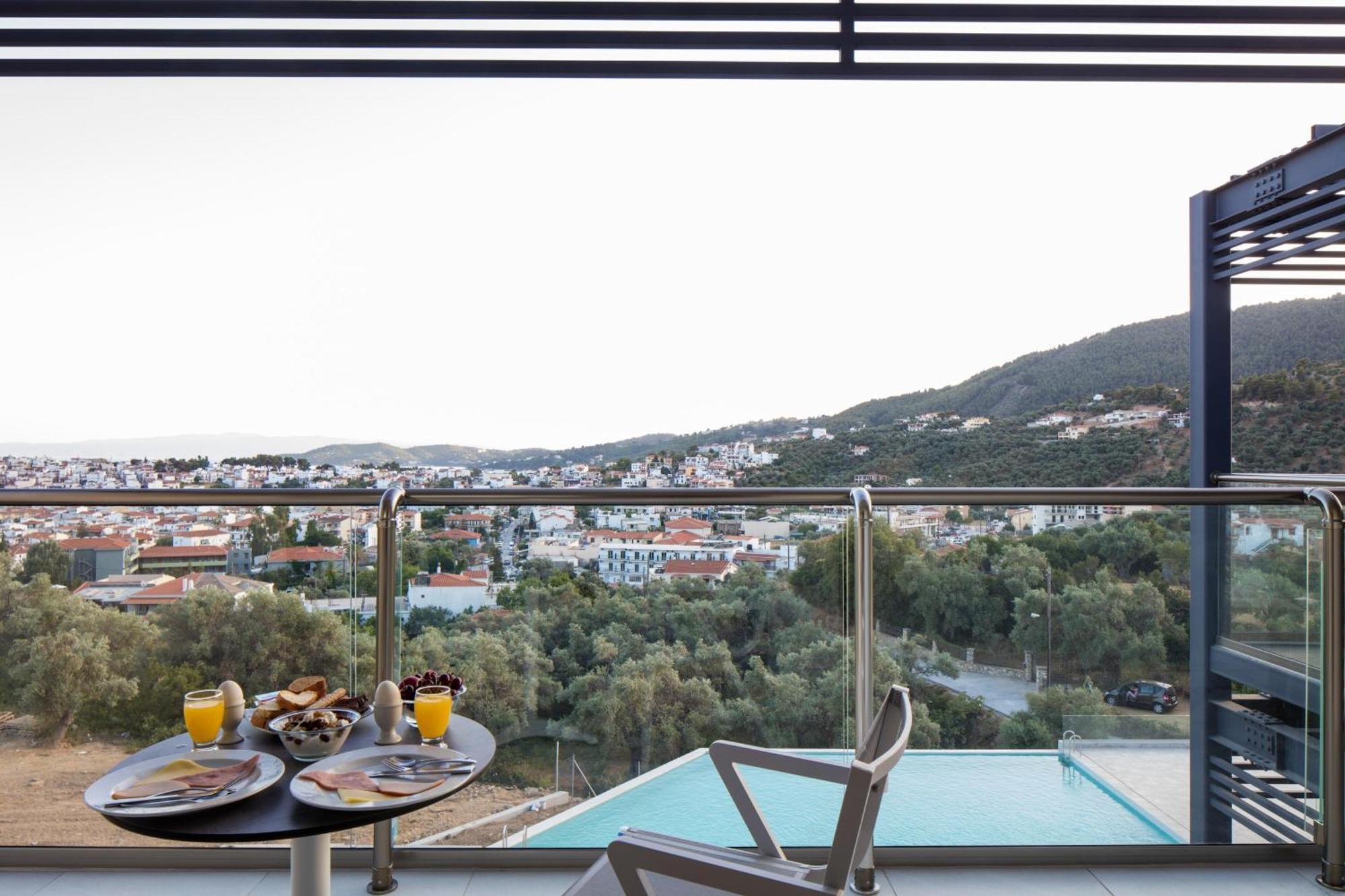 Amira Aparthotel Skiathos stad Exteriör bild