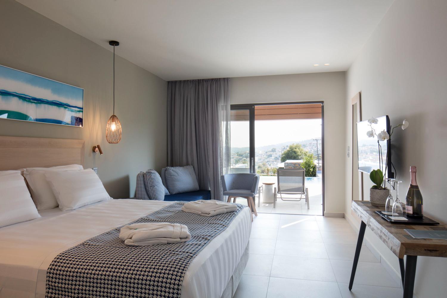 Amira Aparthotel Skiathos stad Exteriör bild