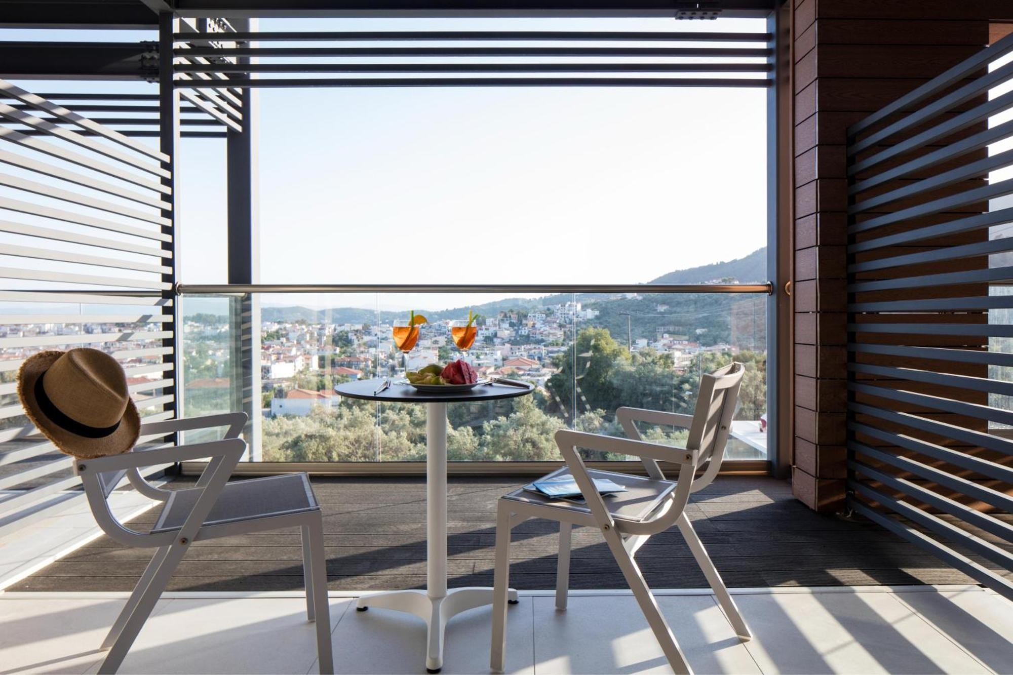 Amira Aparthotel Skiathos stad Exteriör bild