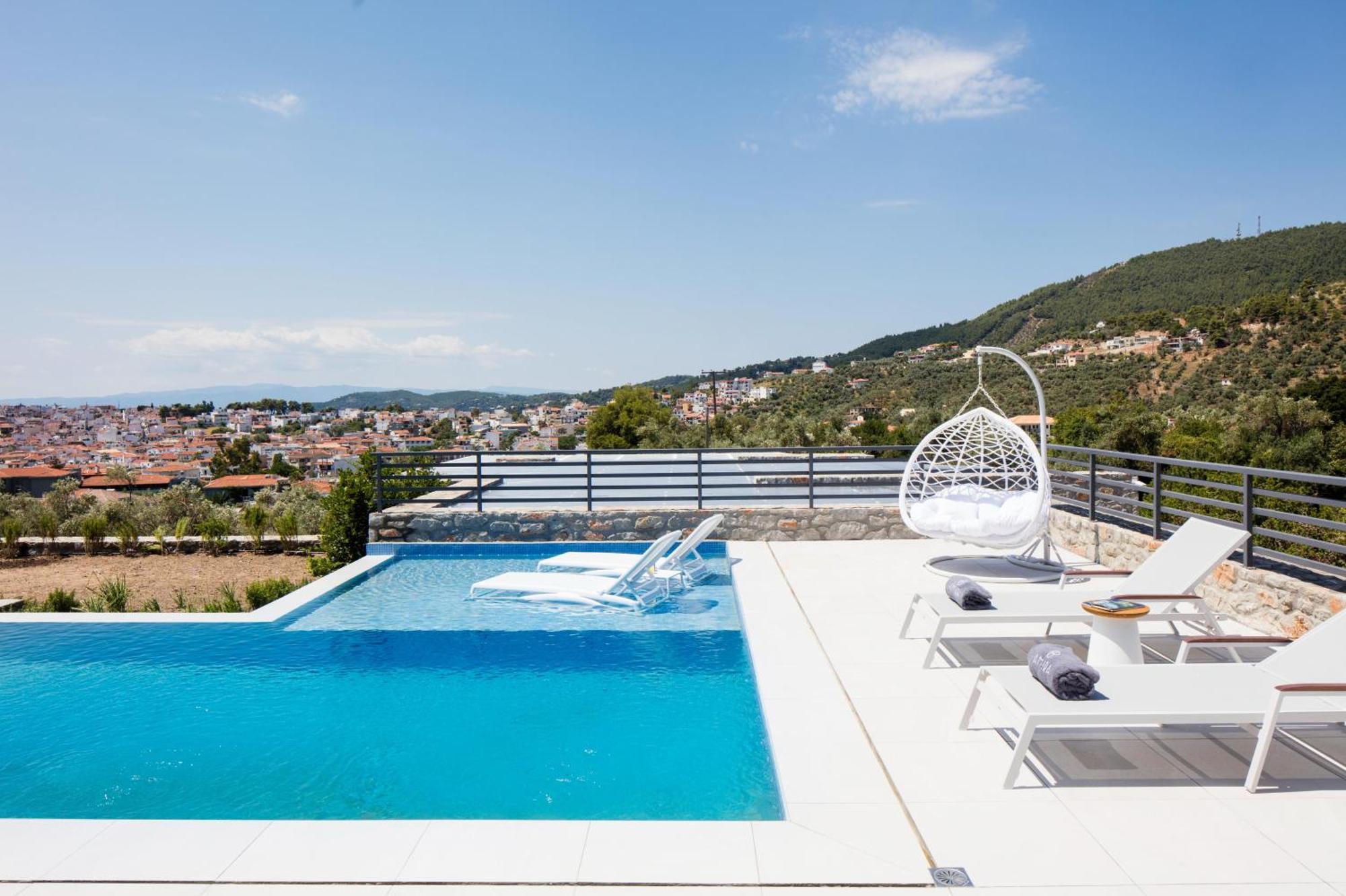 Amira Aparthotel Skiathos stad Exteriör bild