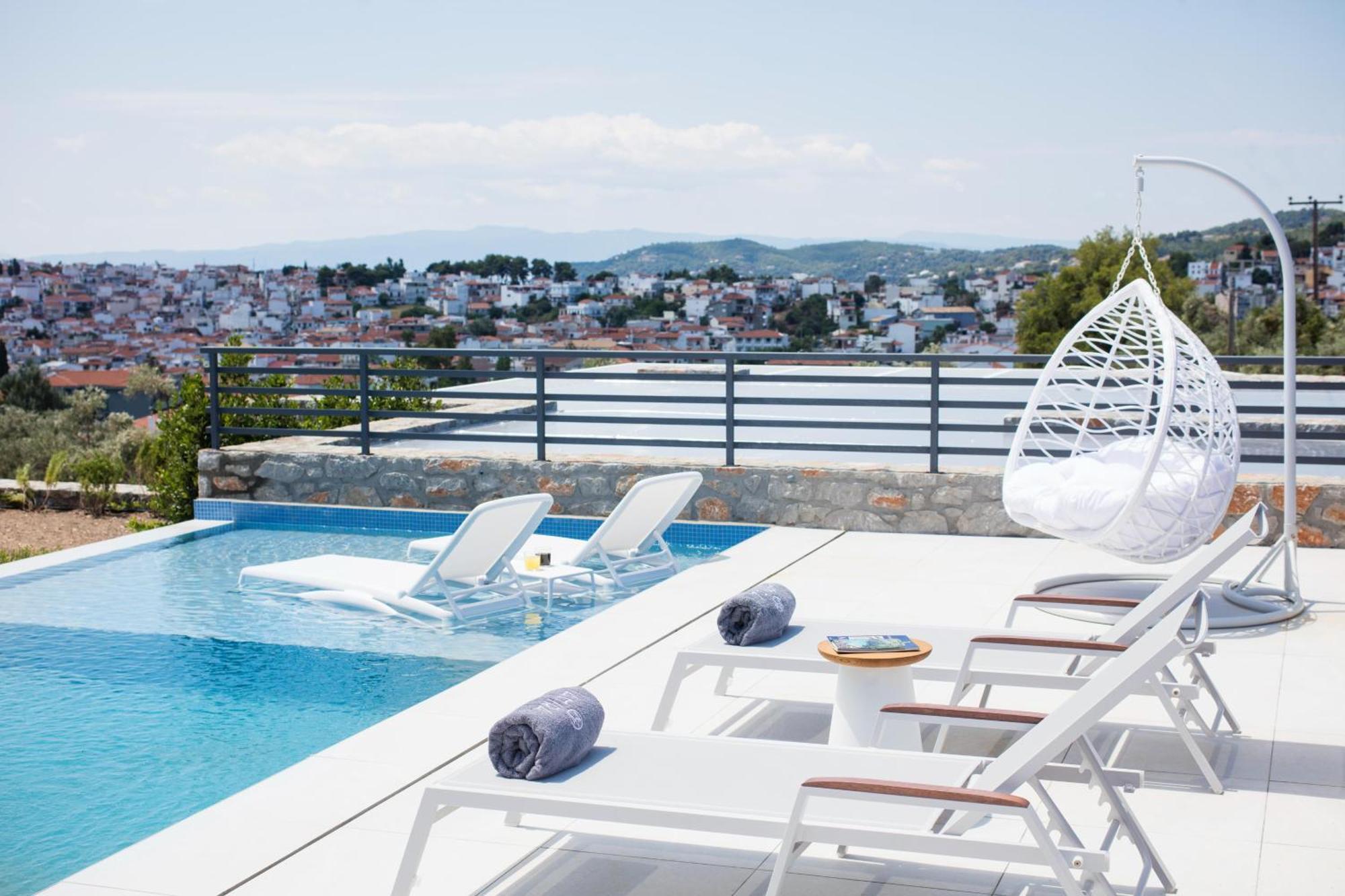 Amira Aparthotel Skiathos stad Exteriör bild