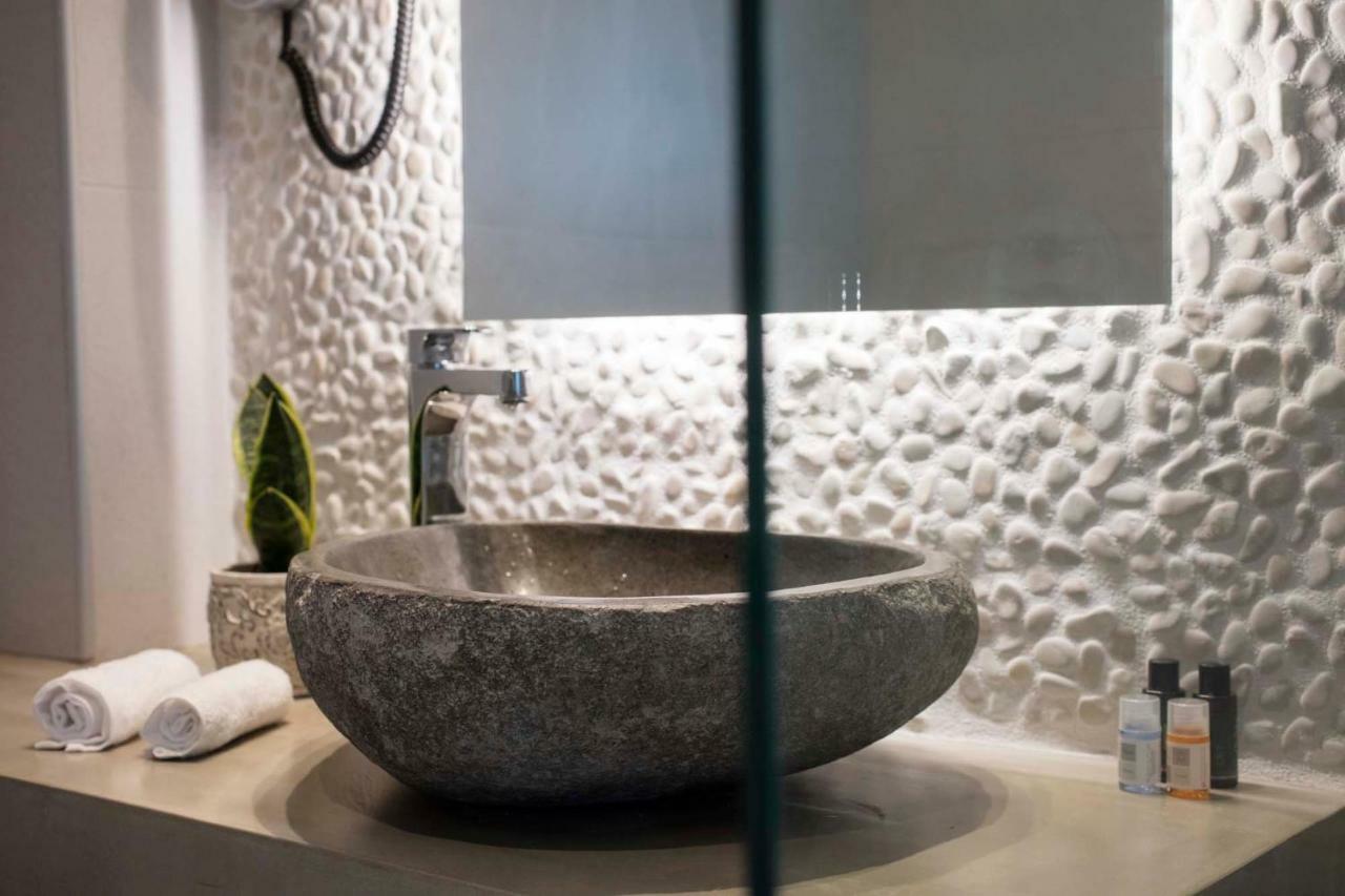 Amira Aparthotel Skiathos stad Exteriör bild