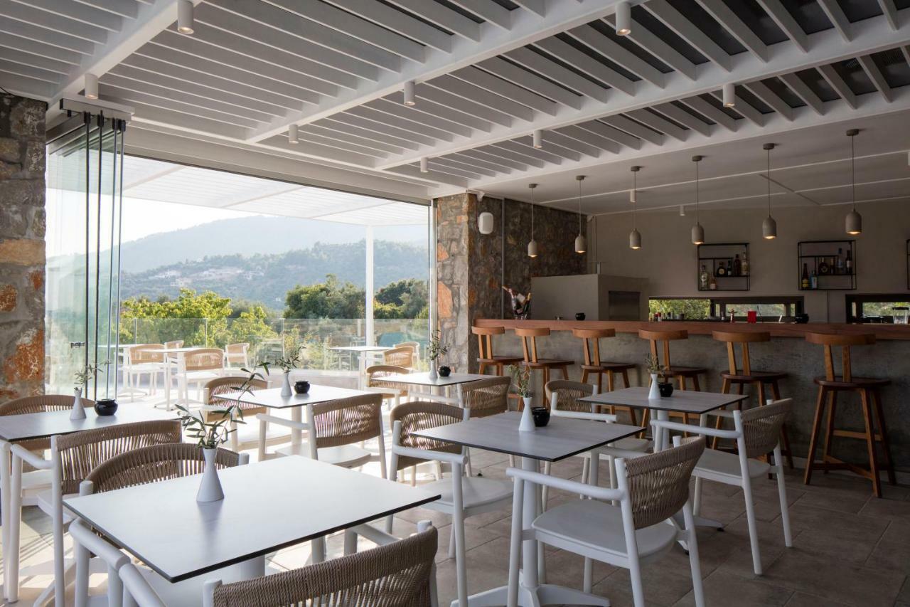 Amira Aparthotel Skiathos stad Exteriör bild