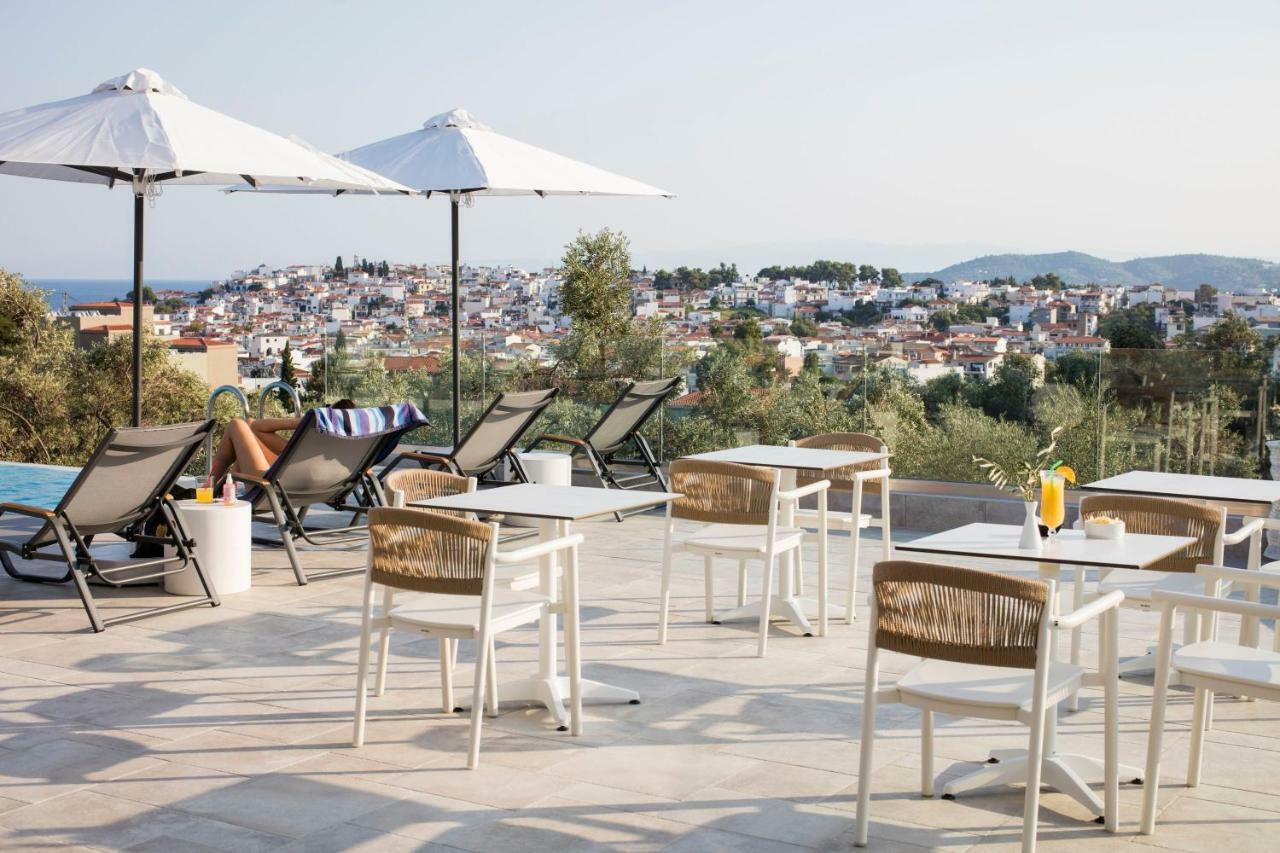 Amira Aparthotel Skiathos stad Exteriör bild