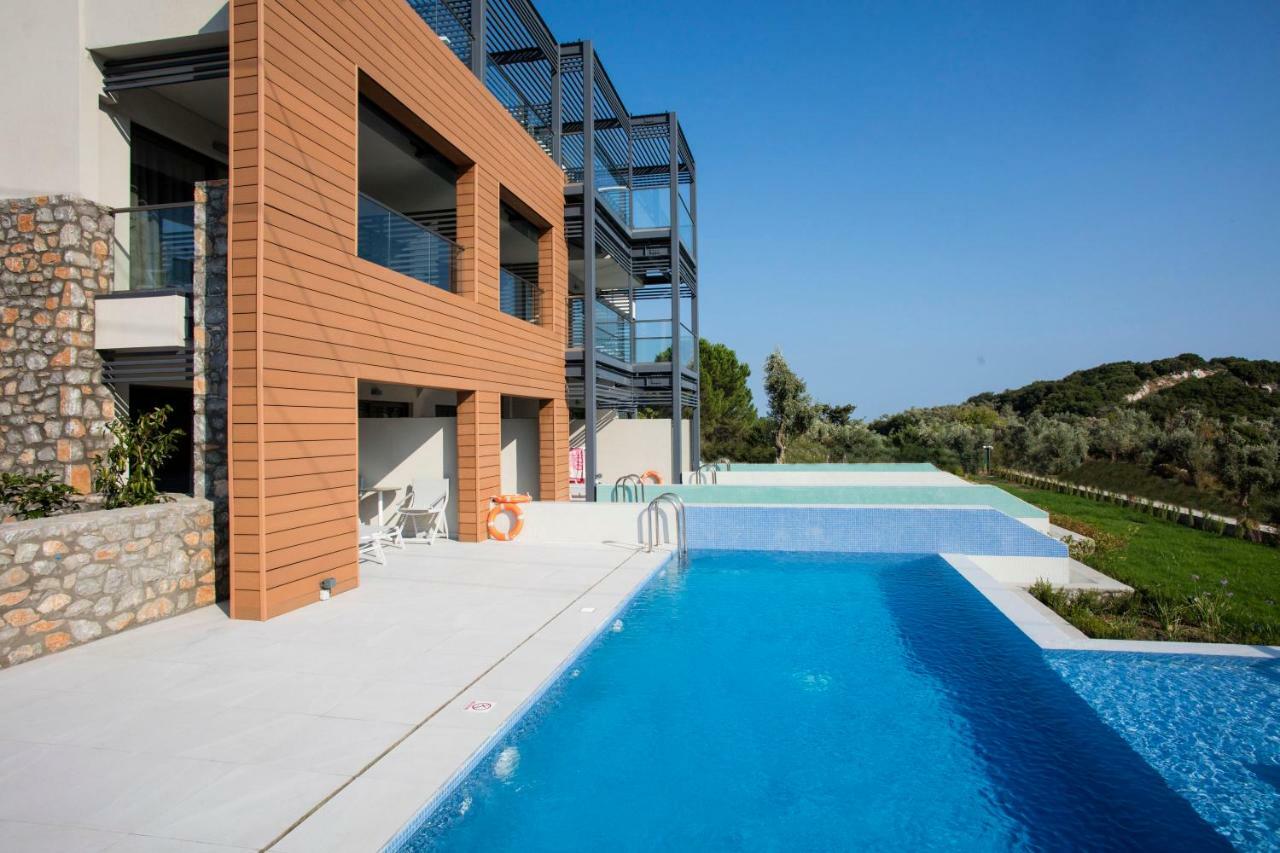 Amira Aparthotel Skiathos stad Exteriör bild