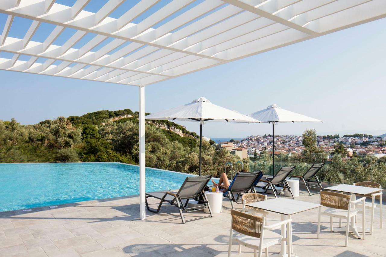 Amira Aparthotel Skiathos stad Exteriör bild