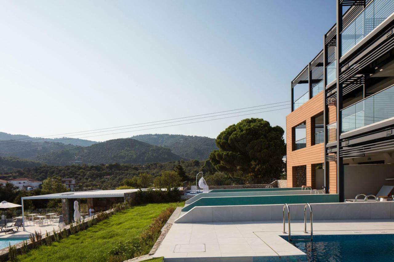 Amira Aparthotel Skiathos stad Exteriör bild