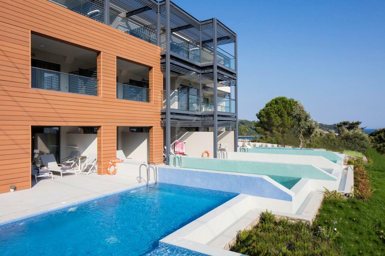 Amira Aparthotel Skiathos stad Exteriör bild