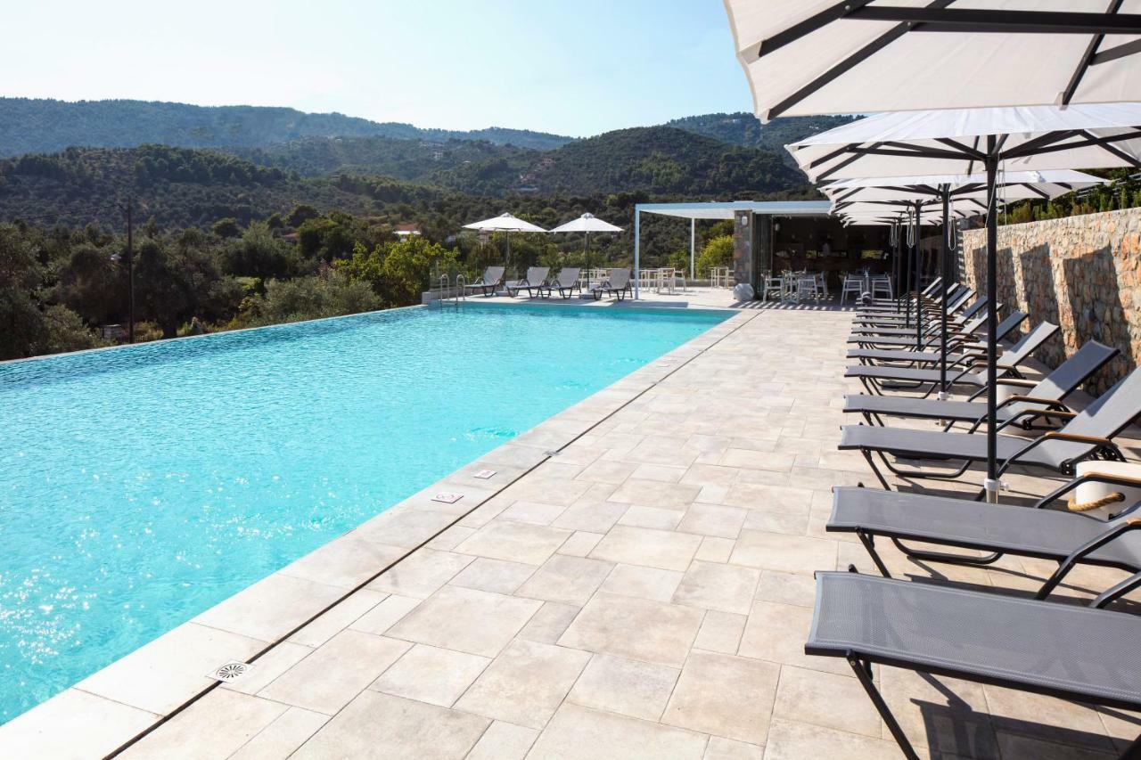 Amira Aparthotel Skiathos stad Exteriör bild